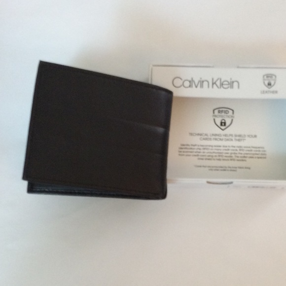 Calvin Klein Men’s Black Leather Wallet RFID - Picture 6 of 7